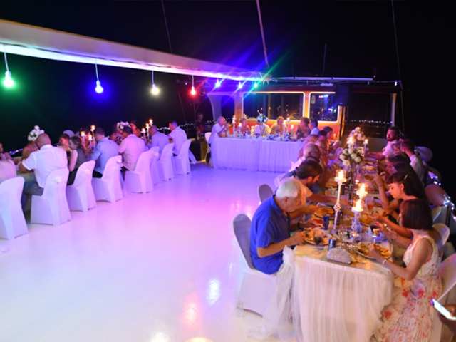 yacht-weddings-8